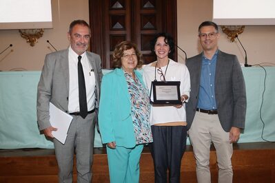 Da sinistra il Direttore Generale dell'AOU di Modena, Claudio Vagnini; Katia Pinto presidente di federazione Alzheimer; la Dottoressa Francesca Neviani della Geriatria di Baggiovara; Mario Possenti, segretario generale di Federazione Alzheimer