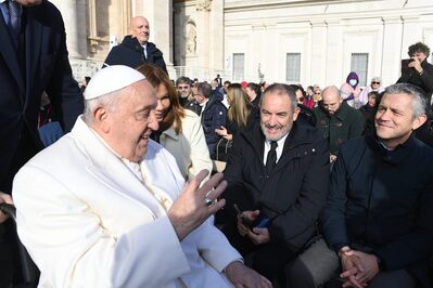 Claudio Vagnini e Antonio Davide Barretta in Piazza San Pietro